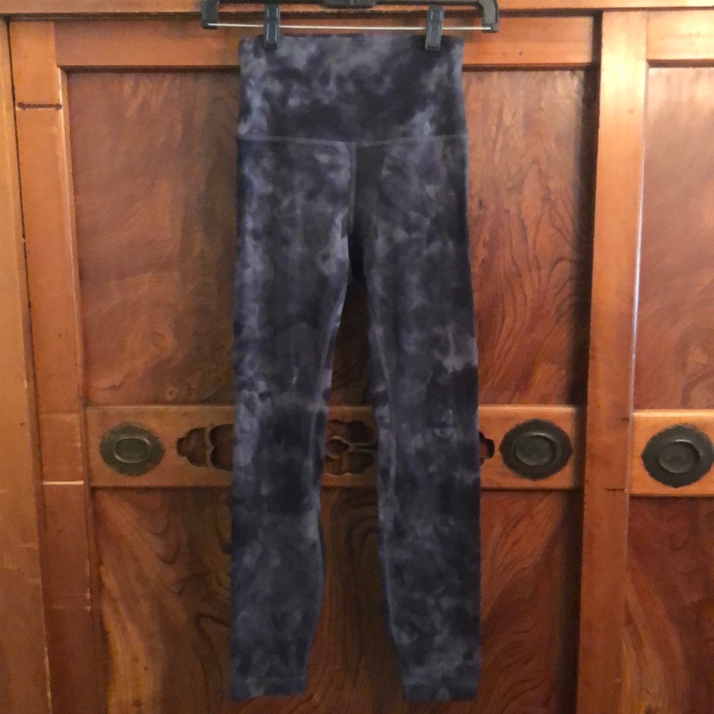 Lululemon gray align hi waist pant sz4 25” inseam